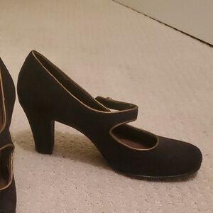 AEROSOLES Dark Brown Heels with Gold Accents